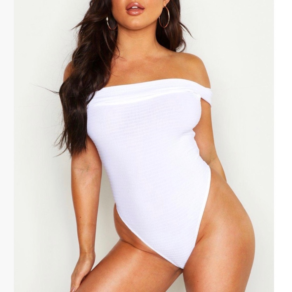 Boohoo bodysuit